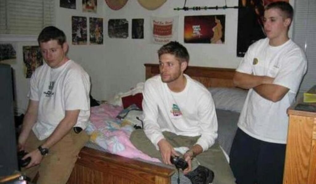 jensen ackles twin brother